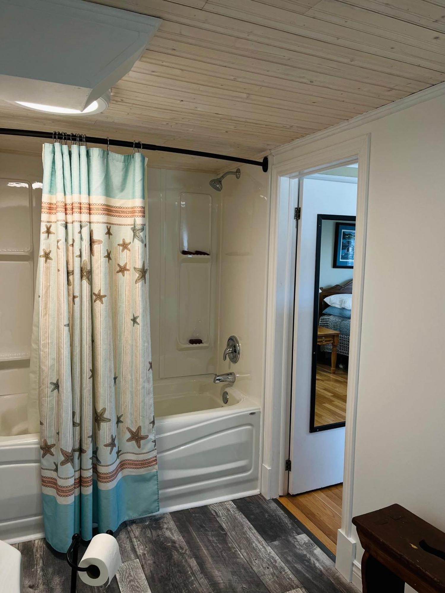 Toulinguet Inn - Suites Twillingate Εξωτερικό φωτογραφία